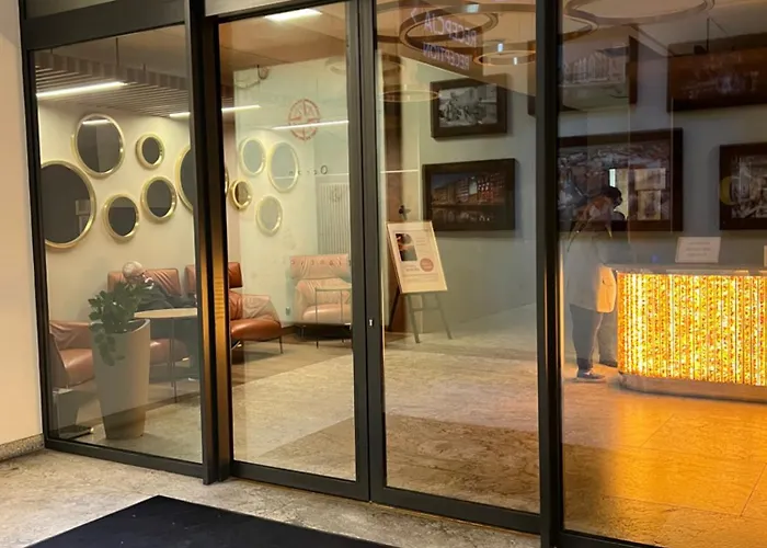 Chmielna Z Widokiem Na Rzeke דירה *