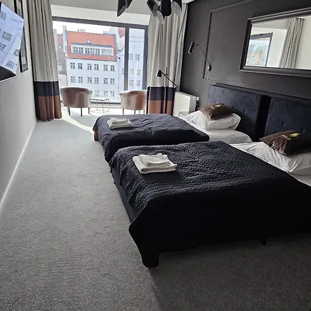 Chmielna Z Widokiem Na Rzeke Gdansk