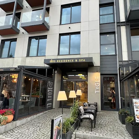 Chmielna Z Widokiem Na Rzeke