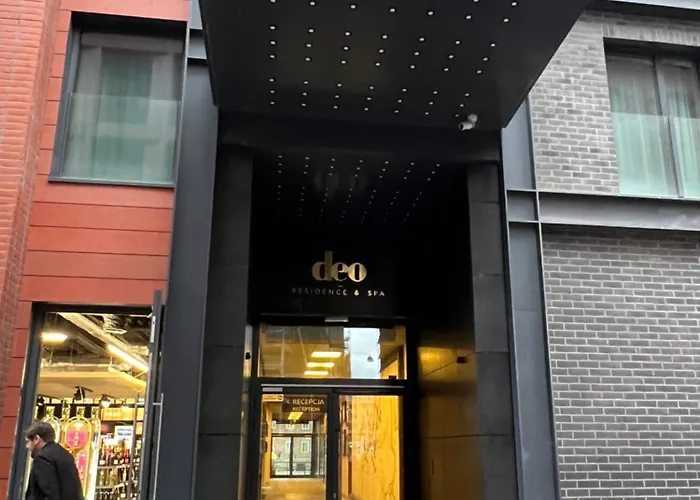 Chmielna Z Widokiem Na Rzeke