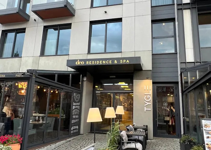 Chmielna Z Widokiem Na Rzeke