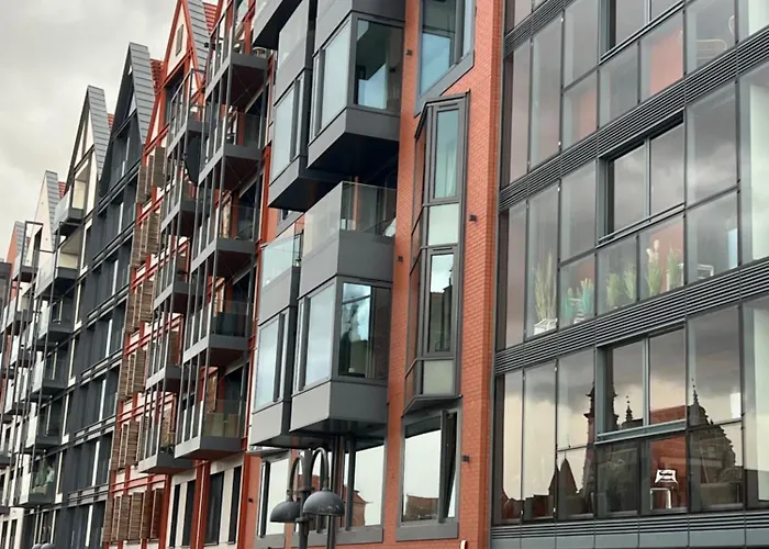 Chmielna Z Widokiem Na Rzeke Gdańsk